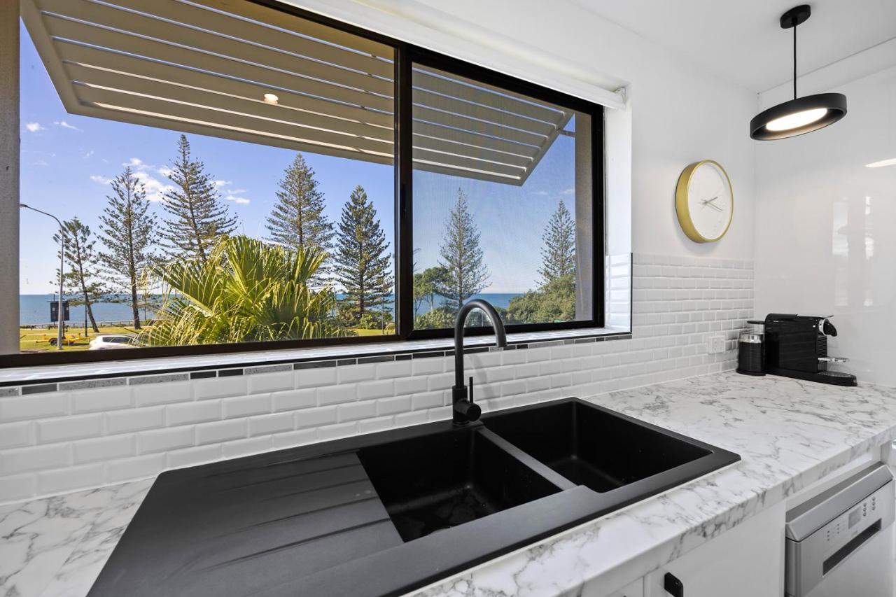 Beachside Views 2 Bedroom Apartment 물루라바 외부 사진